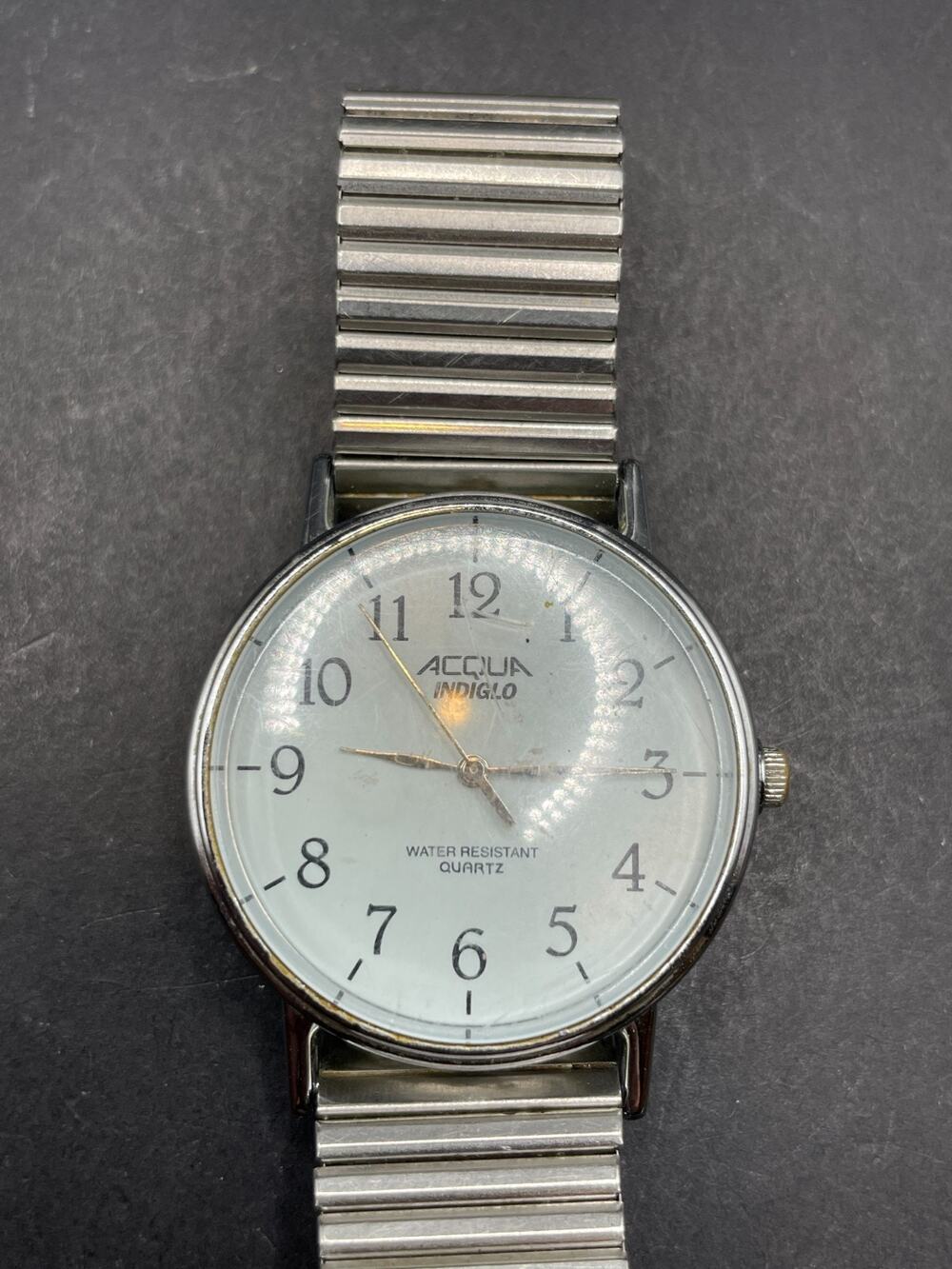 Vintage Acqua Indiglo Easy Reader Quartz Watch Silver Tone Stretch Band 34mm